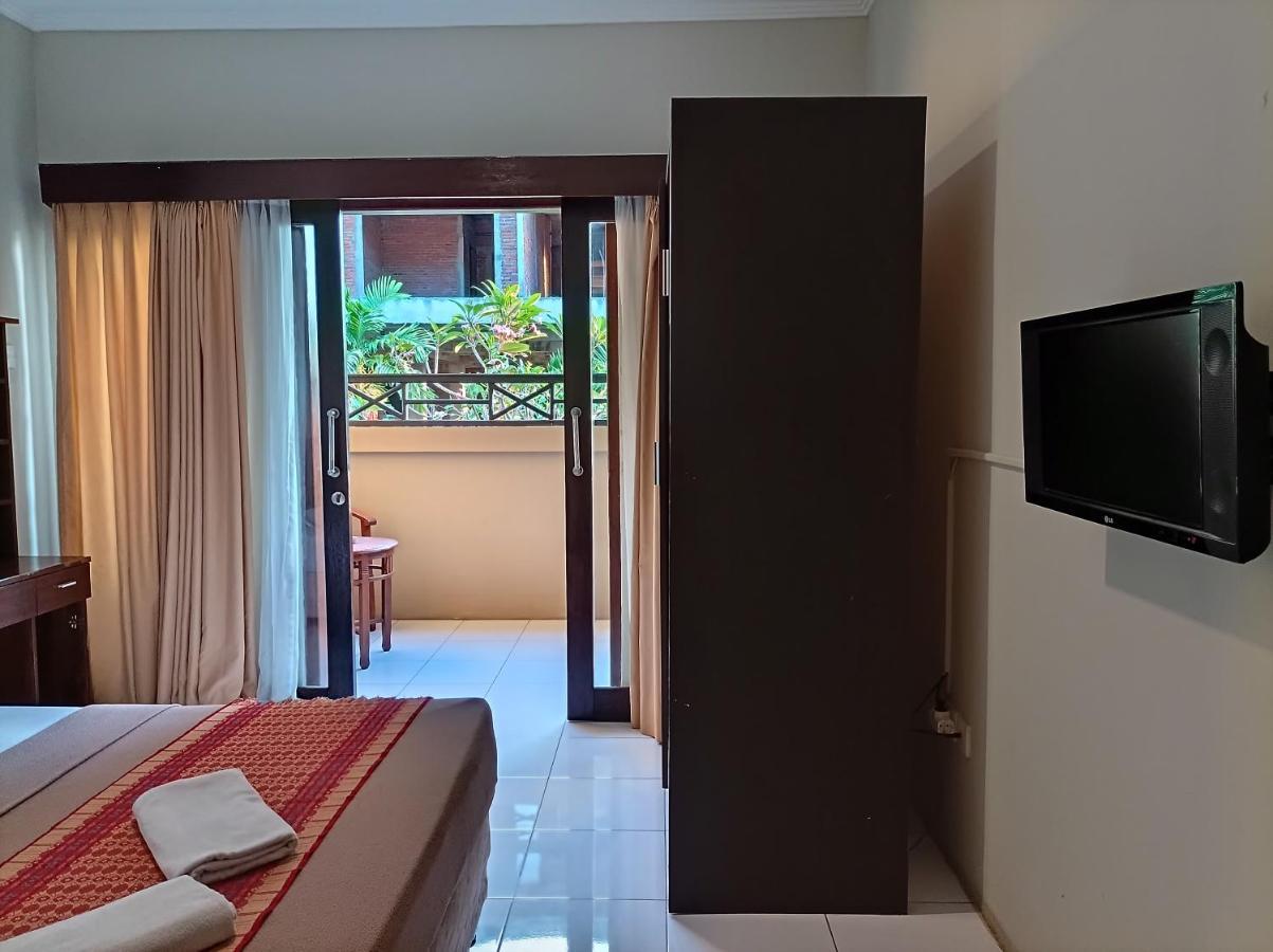 Sapta Petala Hotel Kuta  Exterior photo