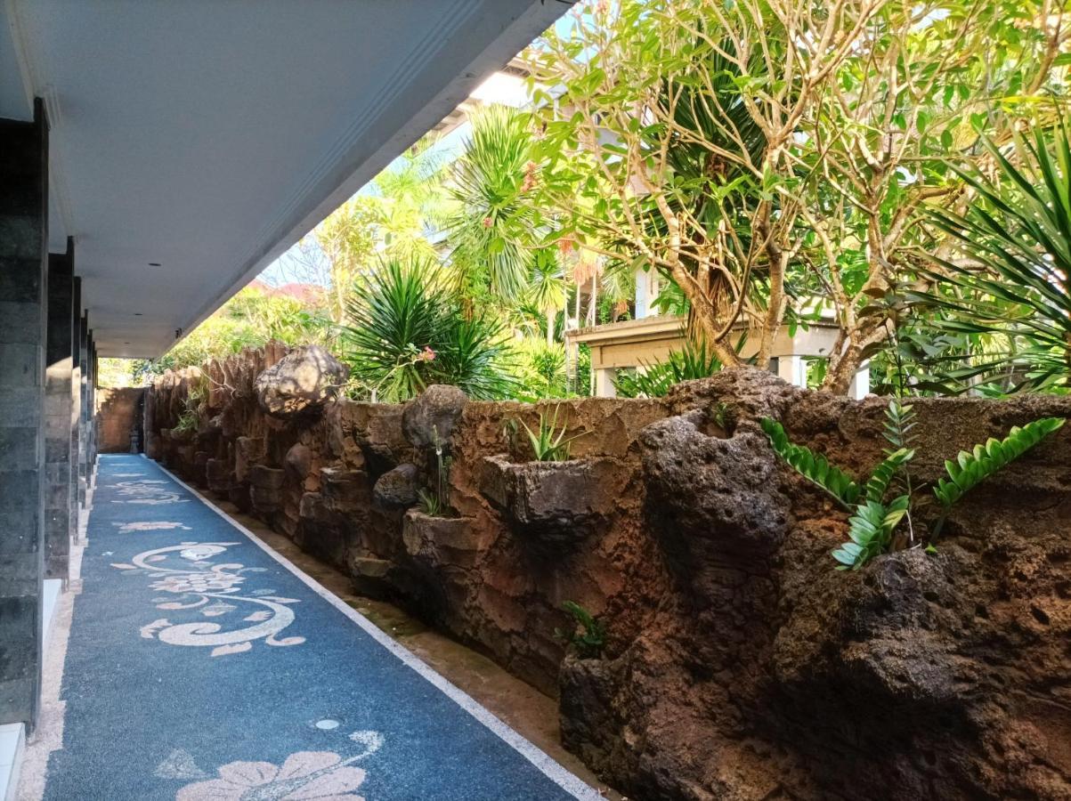 Sapta Petala Hotel Kuta  Exterior photo